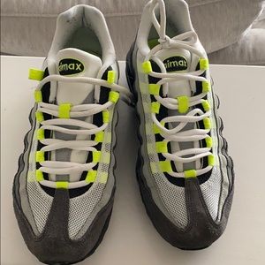 Nike Airmax 95- Gently Used